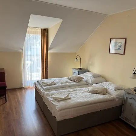 Credo Panzio 维拉尼